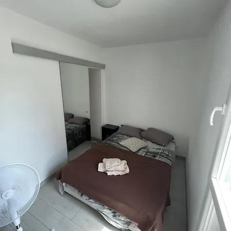T2 A Saint-cyprien Apartament *